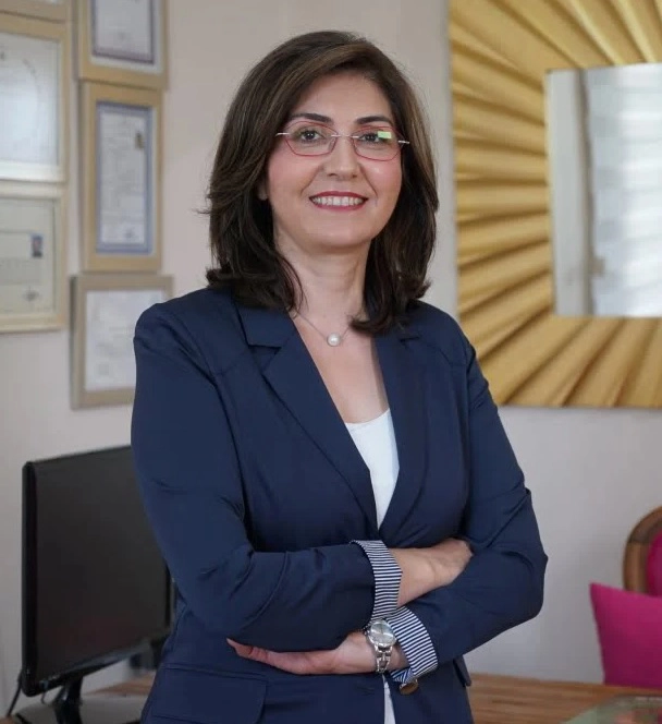 Op. Dr. Esra Demir Yüzer